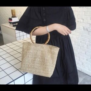 Straw bag with bamboo rings